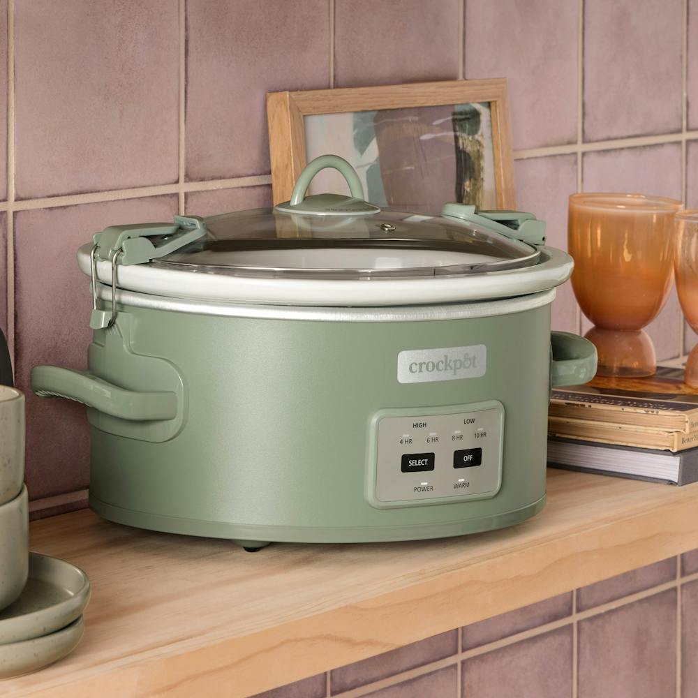 crock-pot-programmable-design-series-6-quart-cook-and-carry-slow-cooker-moonshine-i3 35da96db-7241-3d5a-8296-0e309727e190.jpg