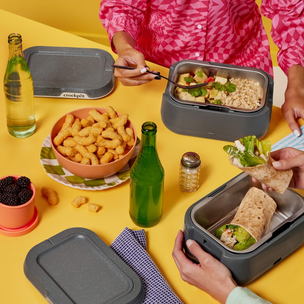 crock-pot-go-portable-food-warmer-electric-lunch-box-with-detachable-cord-j4 DC-39029-Crockpot_CPGO-ATF03-nogfx