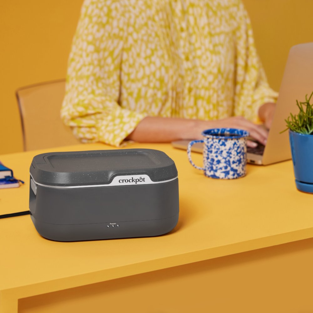 crock-pot-go-portable-food-warmer-electric-lunch-box-with-detachable-cord-j4 DC-39029-Crockpot_CPGO-ATF08-nogfx